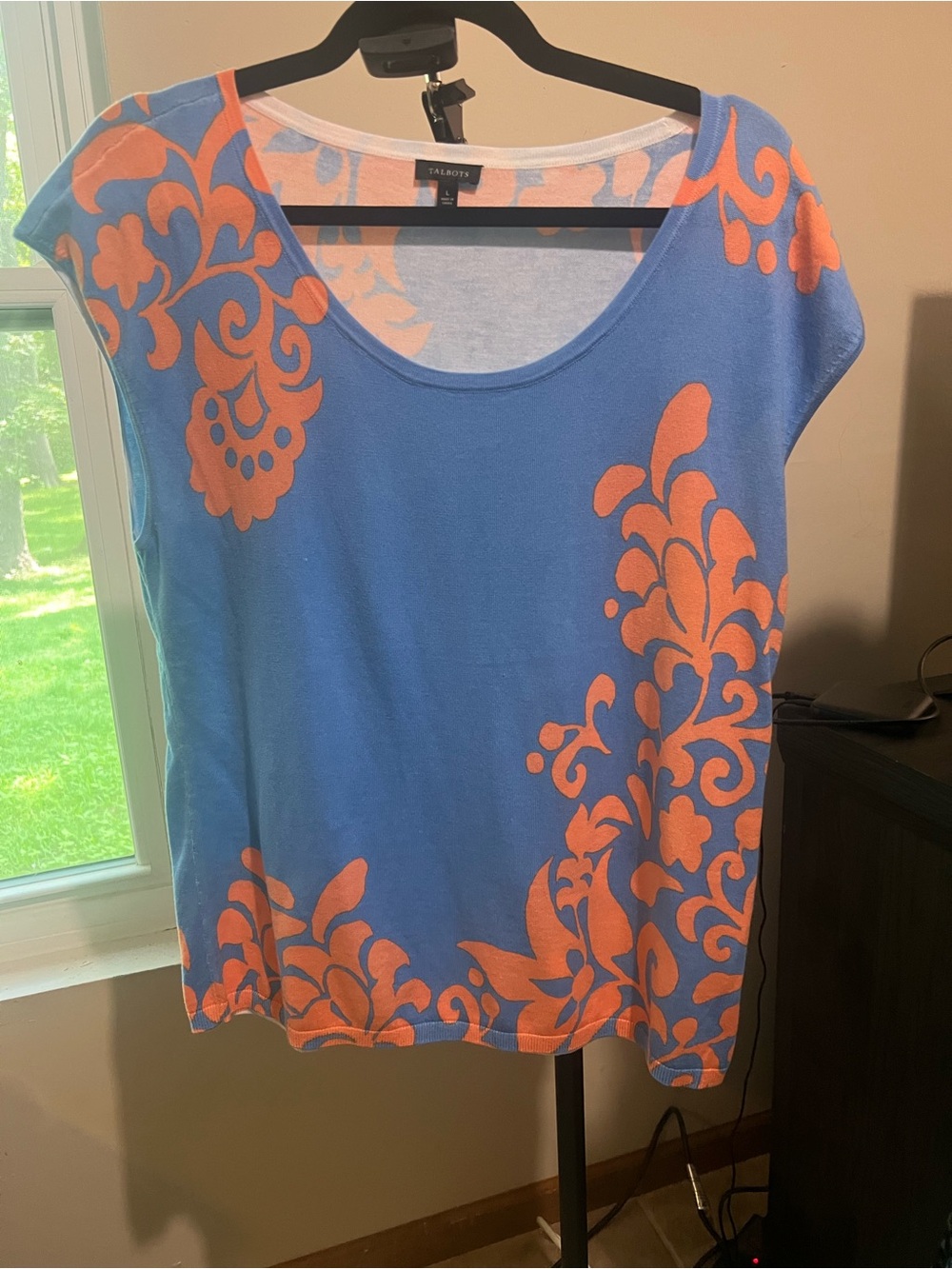 Talbots Blue Scoopneck Top with Coral Floral Print cotton rayon sweater